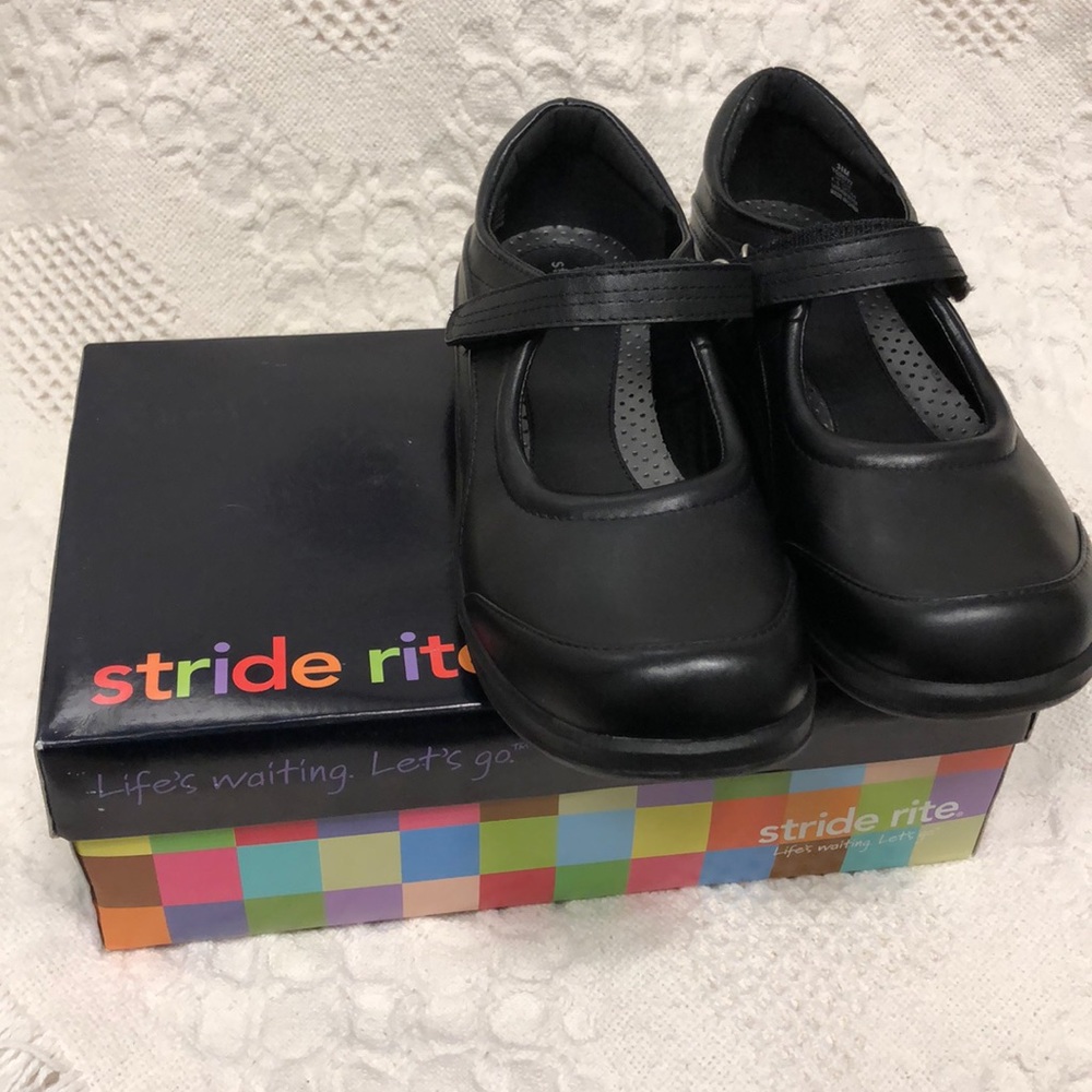 NIB Stride Rite black leather shoes